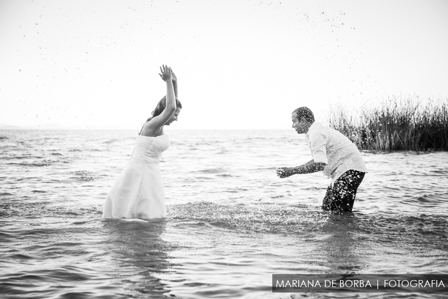 trash the dress josiane e ricardo barra do ribeiro fotografo sao leopoldo (16)