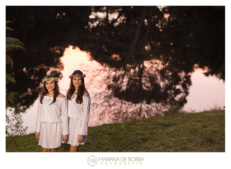 ensaio externo sao francisco de paula  15 anos bruna e eduarda gemeas fotografo sao leopoldo (14)