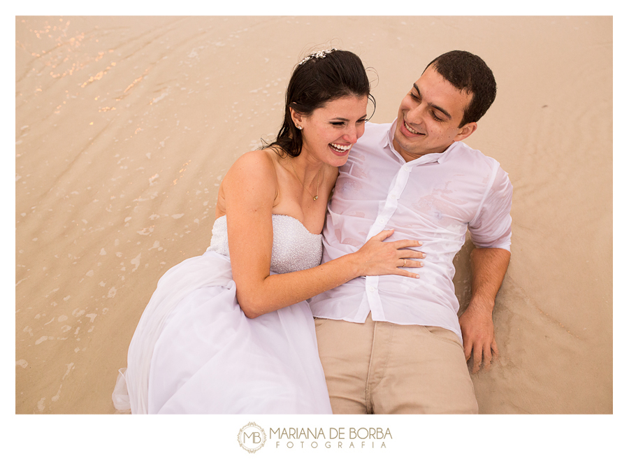 ensaio casal trash the dress bombinhas praia fotografo sao leopoldo (26)