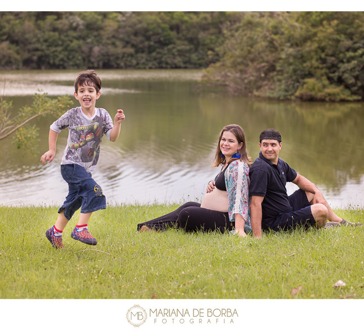 Jaqueline, Eron e Aaron à espera do  Arthur | ensaio externo | gestante | fotógrafo de família São Leopoldo
