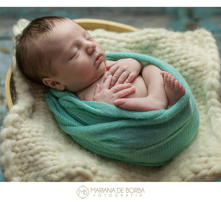 Valentin | 8 dias de vida | ensaio newborn | Sapucaia do Sul | menino | fotógrafo infantil e de família São Leopoldo