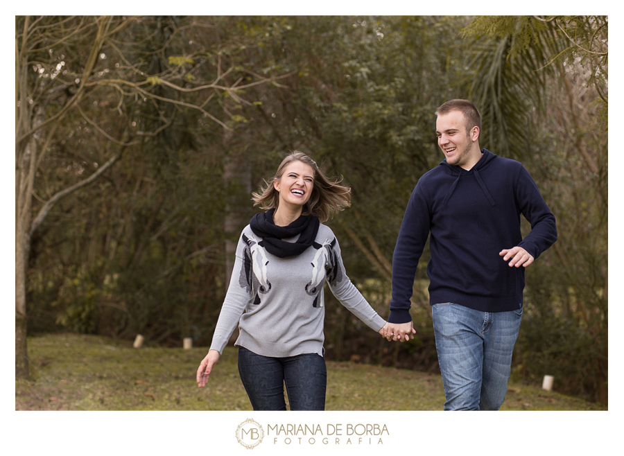 mini ensaio externo casal fernanda e felipefotografo casamento  sao leopoldo (10)