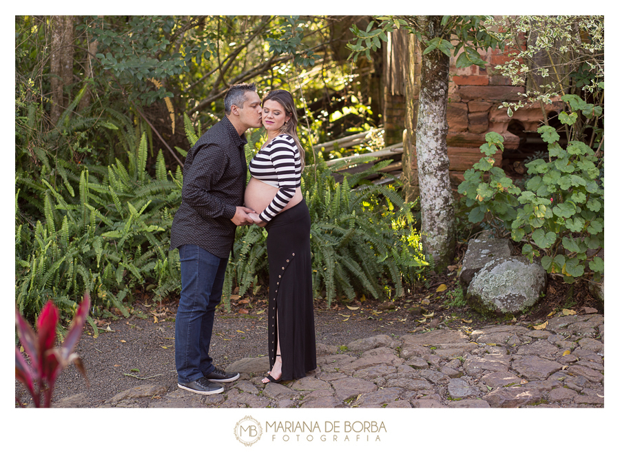 ensaioexterno-gestante-karina-e-rafael-esperando-murilo-picada-cafe-ivoti-fotografo-familia-sao-leopoldo-7