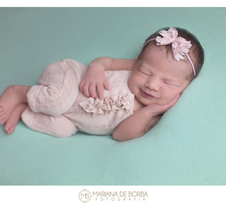 Elis | 4 dias de vida | ensaio newborn | menina | fotógrafo infantil e de família São Leopoldo