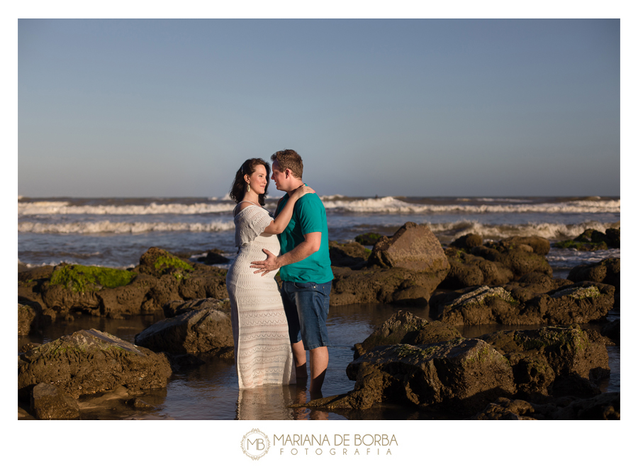 ensaio-gestante-em-torres-praia-renata-e-andre-esperando-elisa-fotografo-sao-leopoldo-15