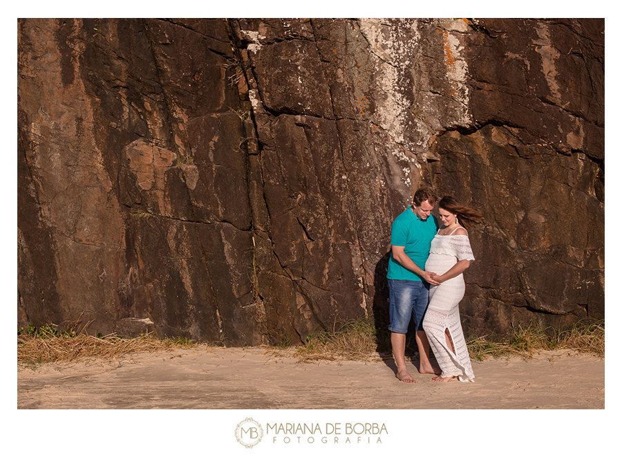 ensaio-gestante-em-torres-praia-renata-e-andre-esperando-elisa-fotografo-sao-leopoldo-19