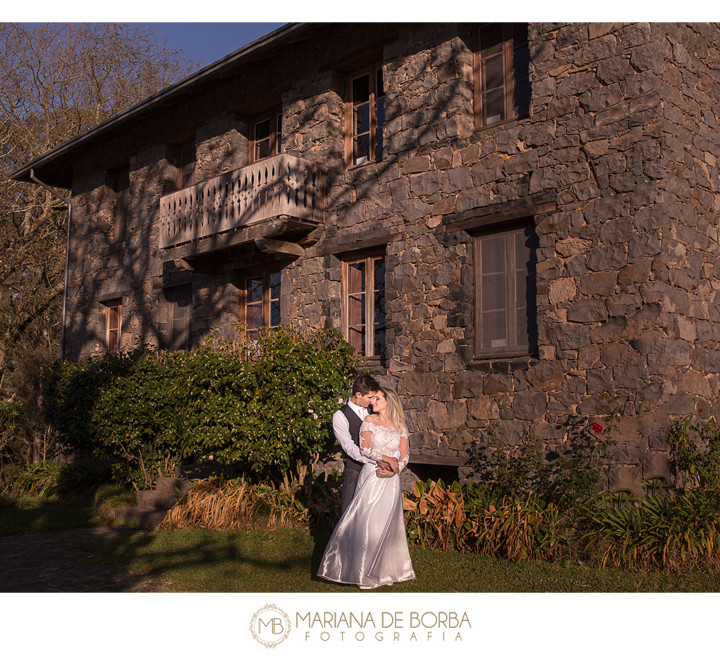 Mariana e Otto | ensaio externo casal | trash the dress | Bento Gonçalves | Serra Gaúcha | fotógrafo São Leopoldo